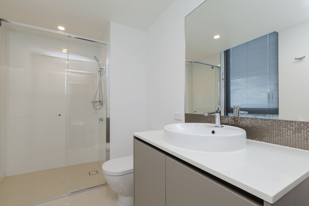 2 Bedroom Ocean View Apartment photo 3