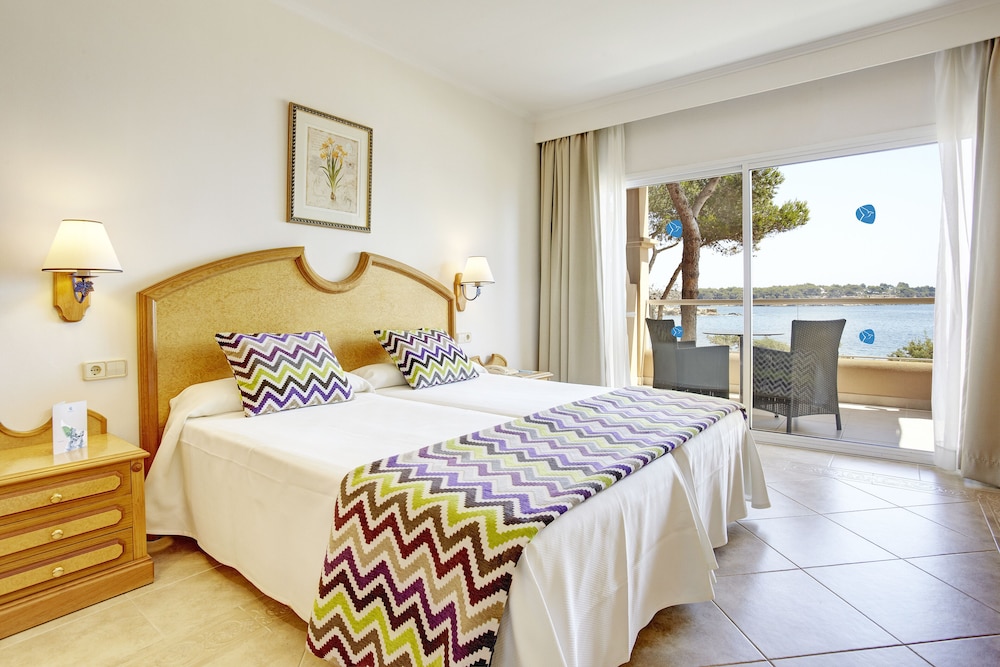 Standard Double Room, Balcony, Sea View - Photo 3