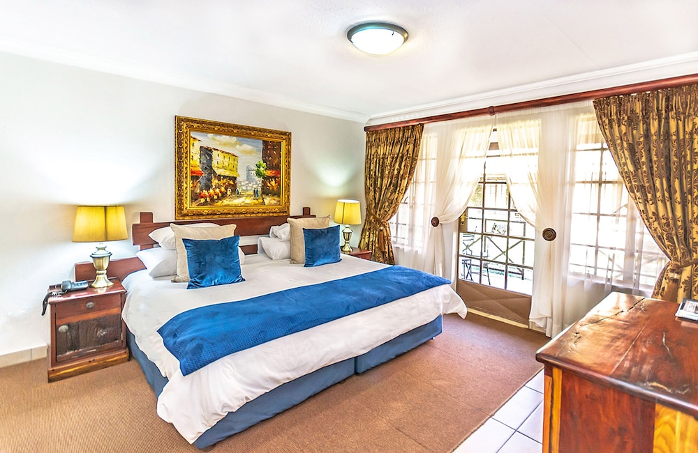 Luxury Double Room (4) - Photo 2