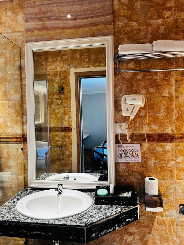 Deluxe Double Room, City View photo 3