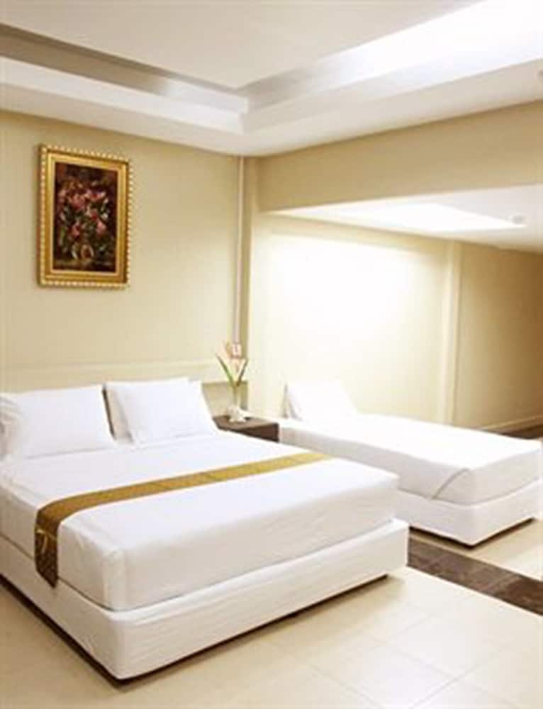 Triple Room photo 2