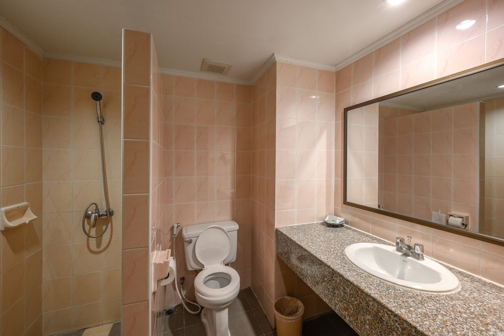 Premium Double or Twin Room photo 2