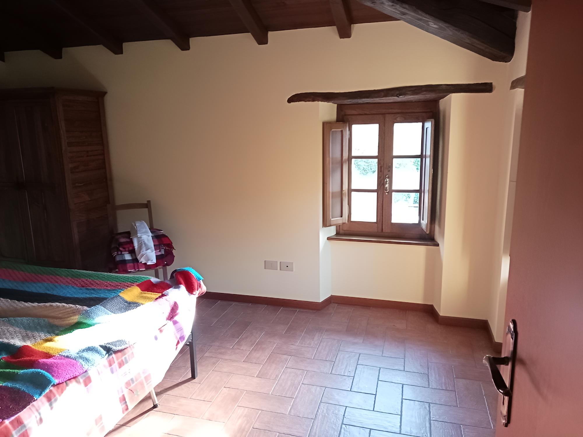 Basic Room photo 3
