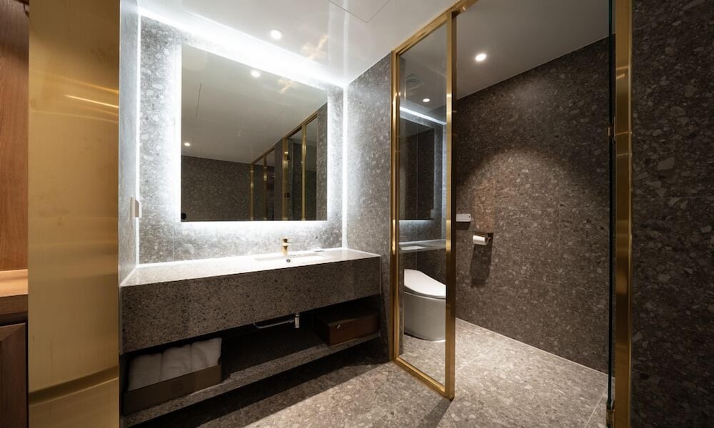 Suite Room - Photo 6