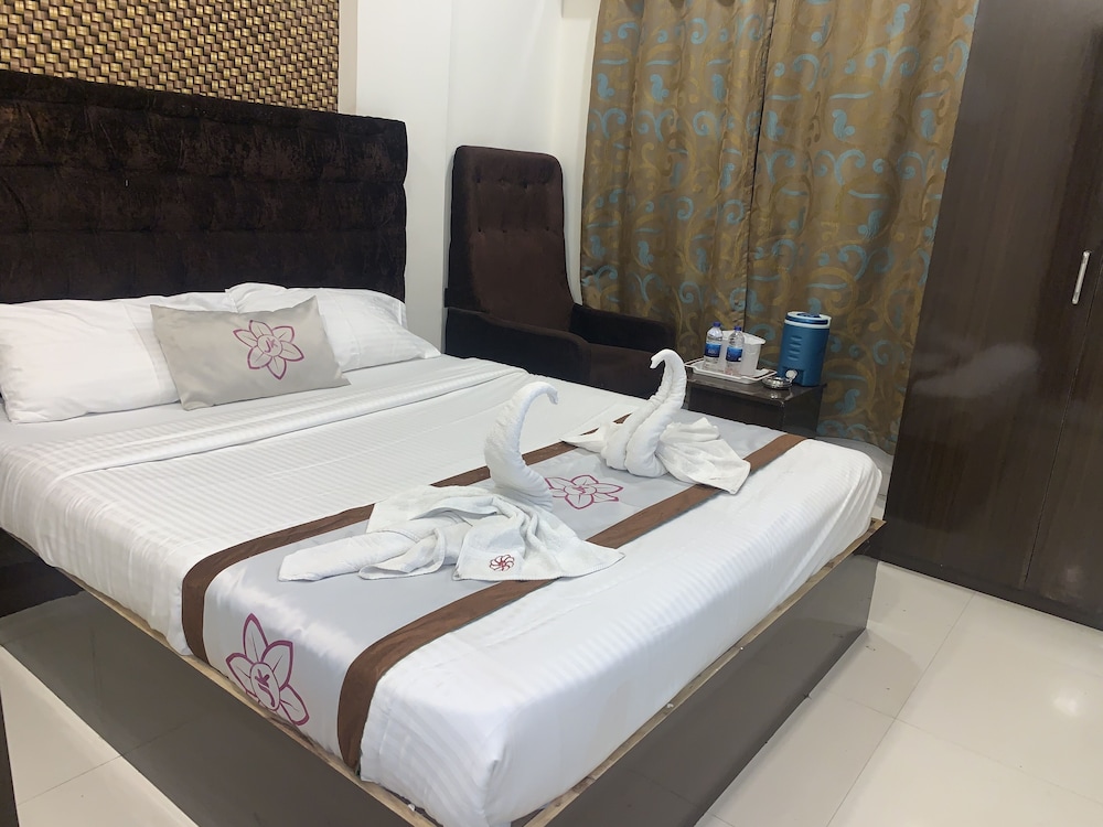 Deluxe Ac Rooms photo 1
