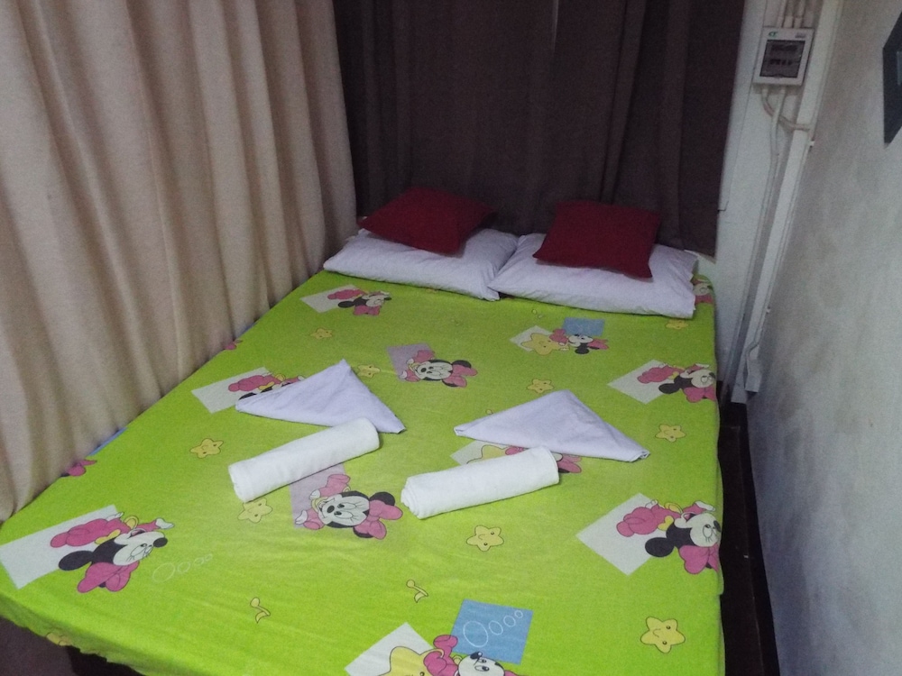 Economy Double Room, 1 Queen Bed photo 1