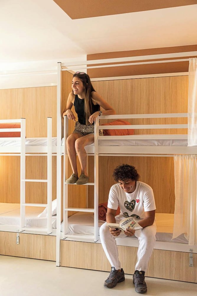 Chambre privee 4 lits photo 2