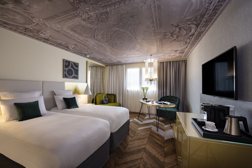 Deluxe Room, 2 Twin Beds