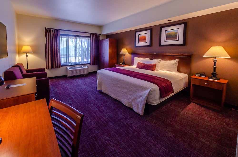 Deluxe Room 1 King Bed photo 3