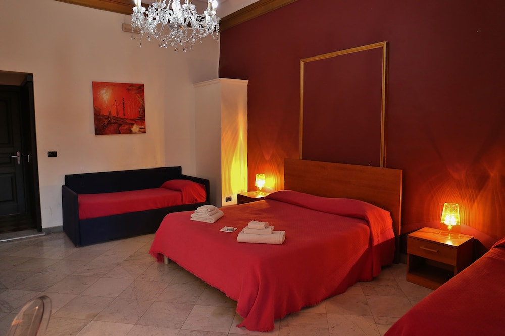 Triple Room - Photo 6