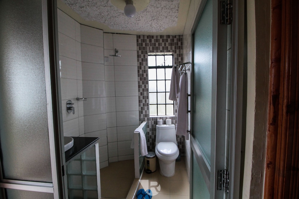 Deluxe Double Room, 1 Queen Bed photo 3