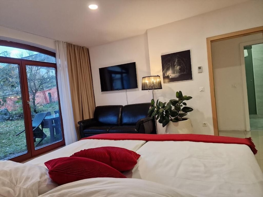 Superior Studio (Apartma z 2 spalnicama, teraso pogled) photo 3