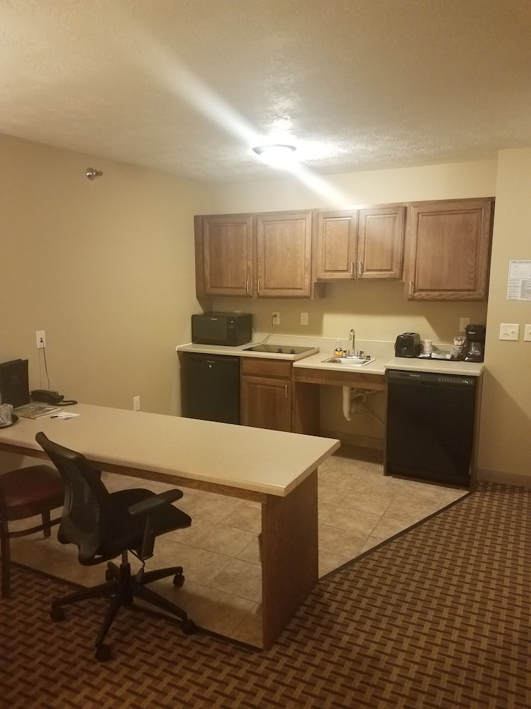 Studio Suite, 1 King Bed, Accessible photo 2