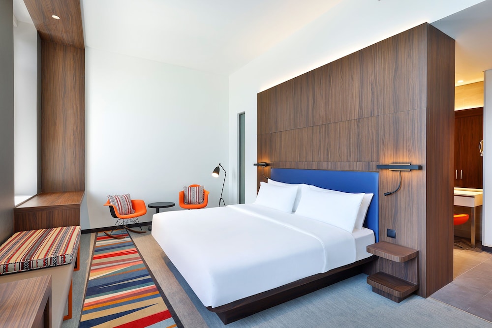 Aloft Room, 1 King Bed, Non Smoking