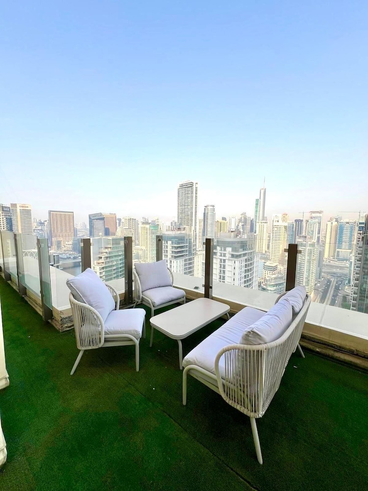 Luxury Apartment, Balcony, Marina View photo 1