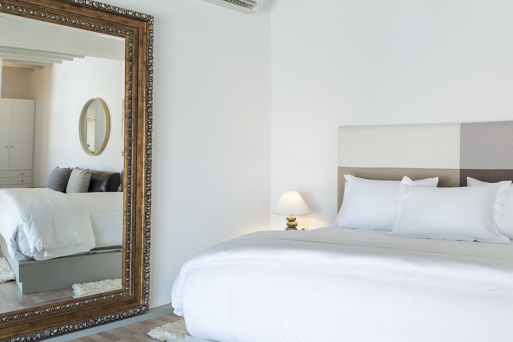 Deluxe Suite, Private Pool, Sea View - Photo 4