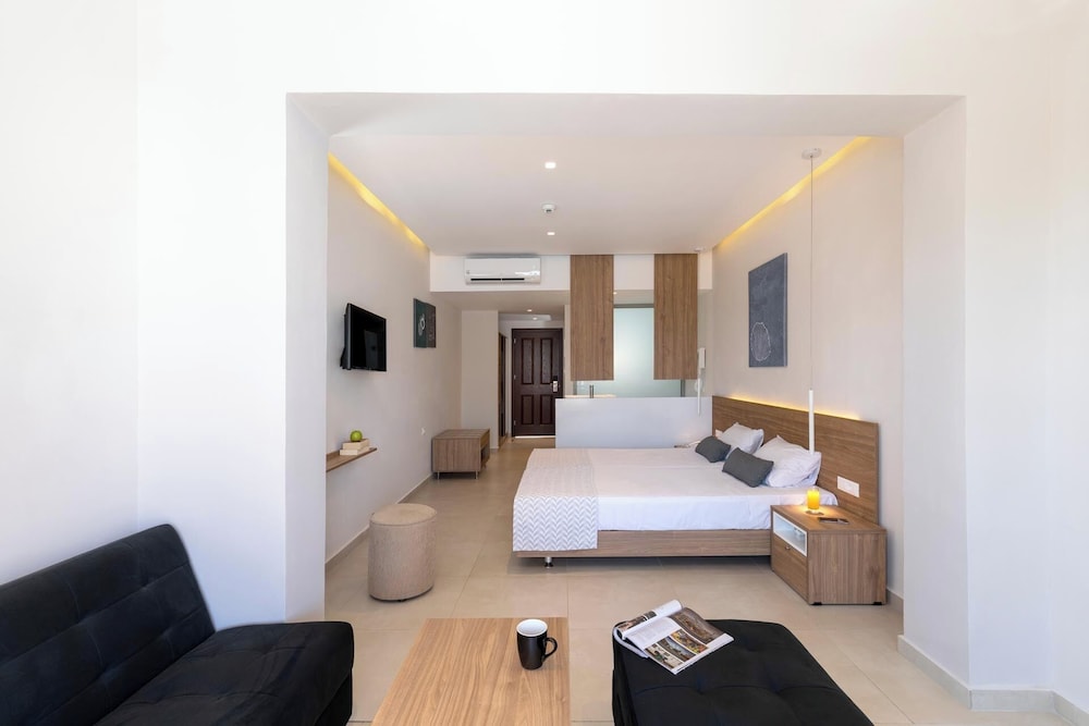 Double Room, Partial Sea View