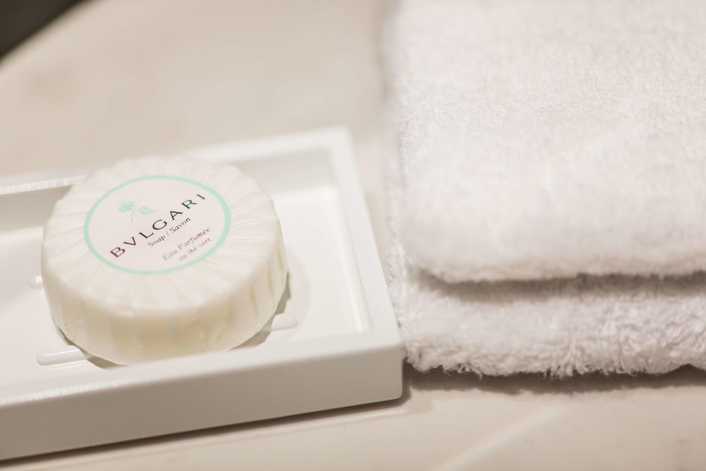 Deluxe King - Roll-in Shower