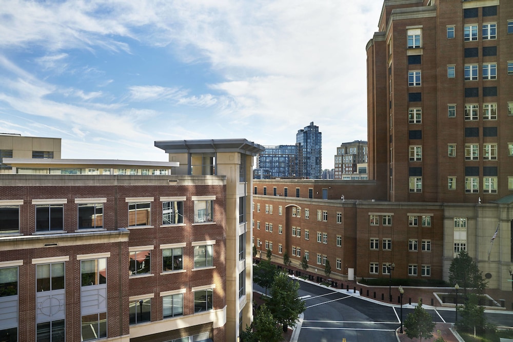Deluxe Room, 2 Double Beds, City View - Photo 6
