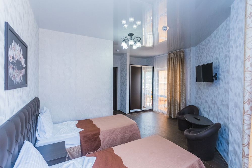 Standard Double Or Twin Room photo 3