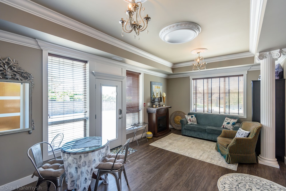 The "Roman Holiday" Suite photo 3