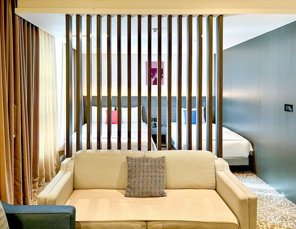 Sky Suite, Ocean View - Photo 7