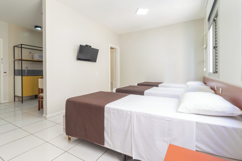 Economy Twin Room (sem sacada)