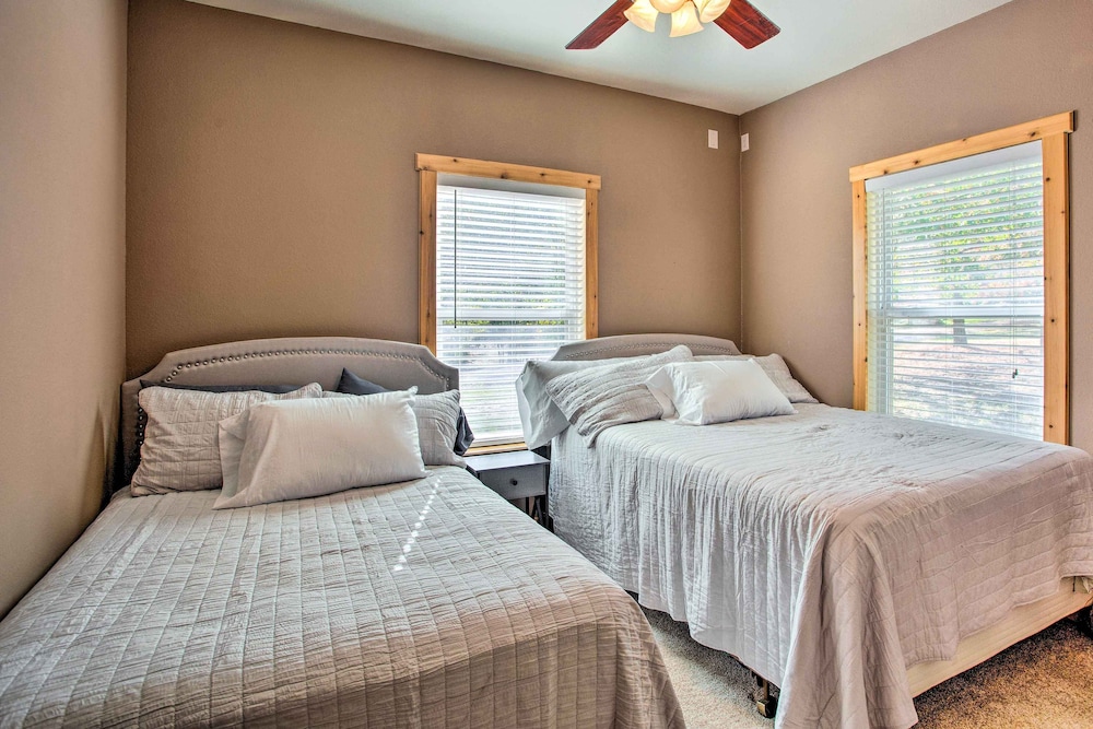 House (2 Bedrooms) photo 2