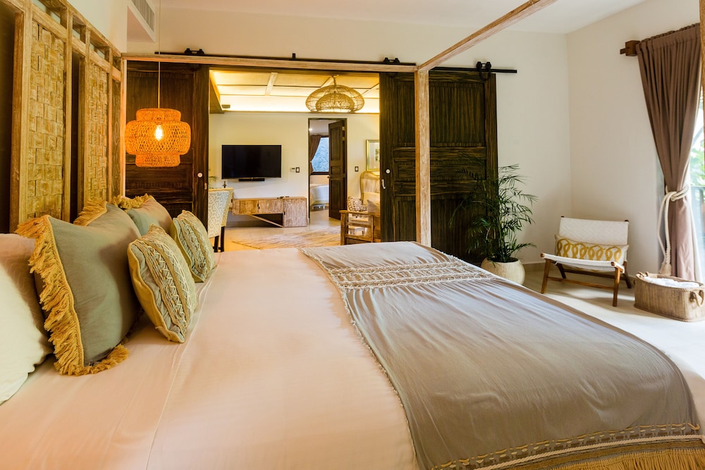 2 Bedroom Suite