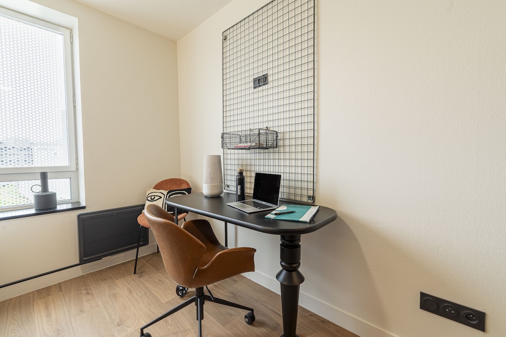 Standard Studio - Photo 2