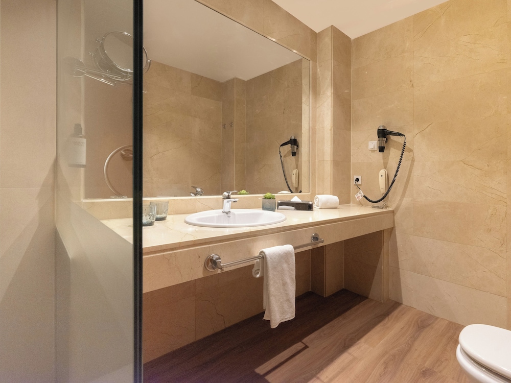 Junior Suite (Room) - Photo 6
