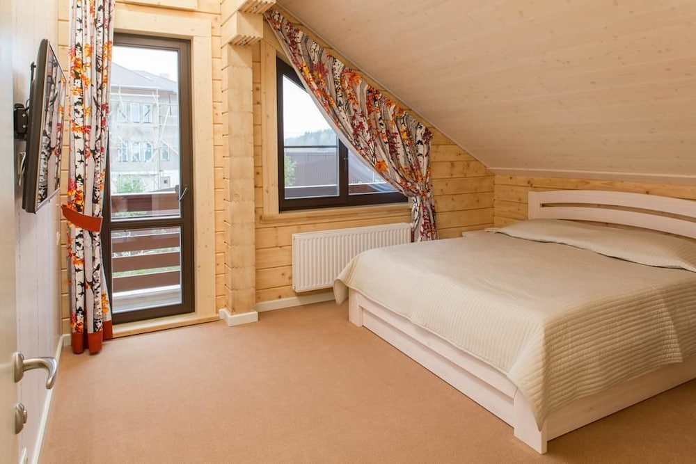 Villa photo 3