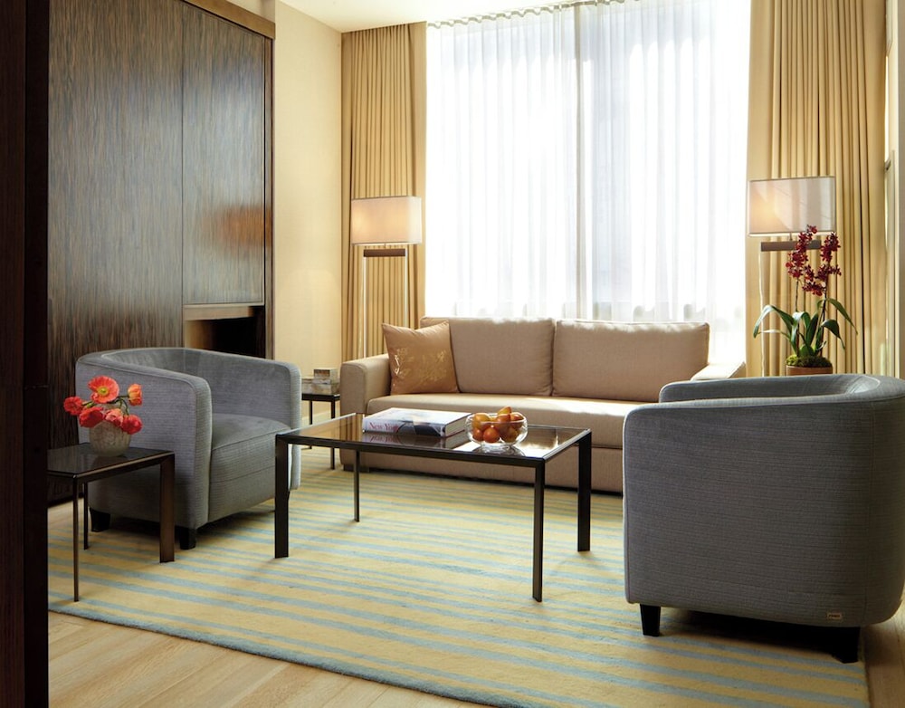 Spa One Bedroom Sauna Suite