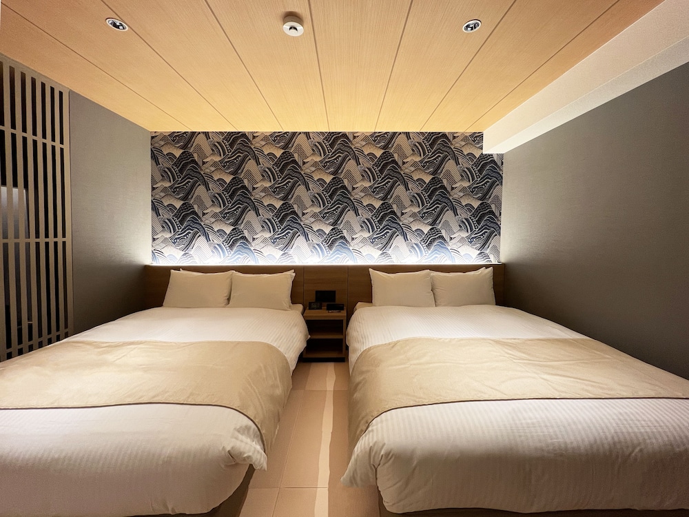 Standard Twin Room - Photo 3