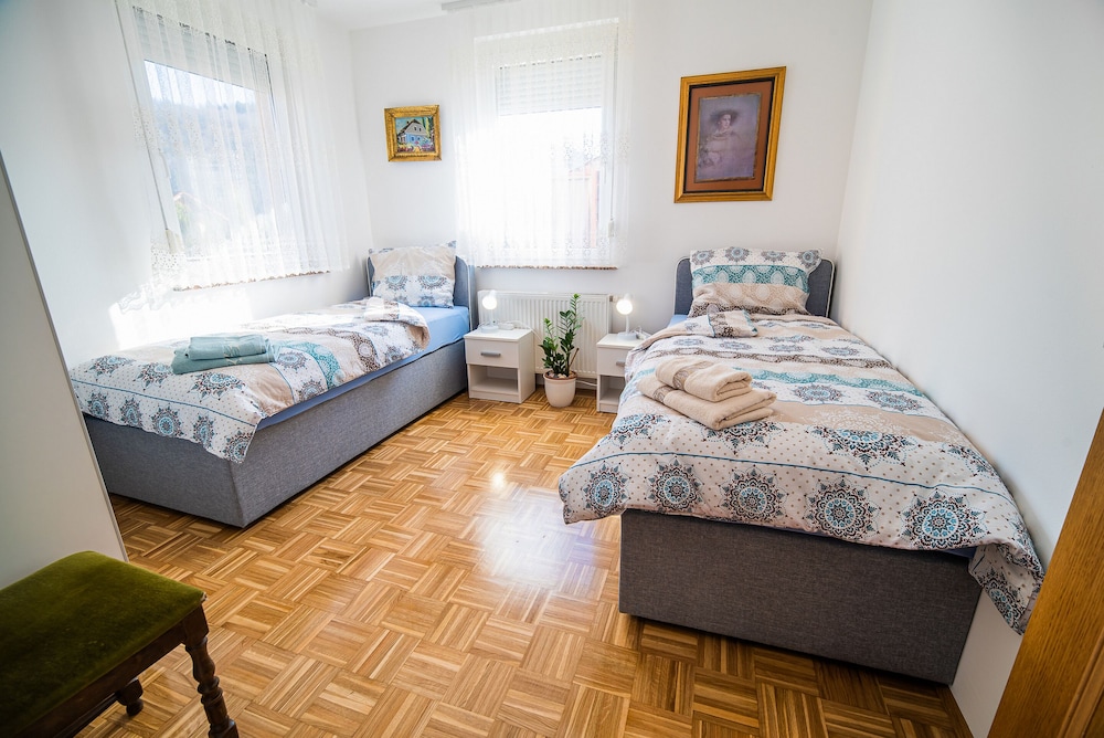 Apartment (Two Bedroom Apartment 2) photo 2