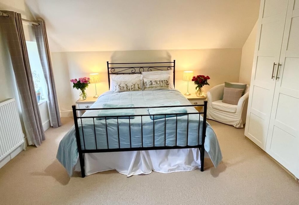 Double Room (Highgrove) photo 1