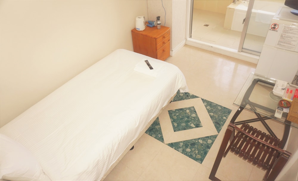 Basic Single Room, 1 Twin Bed, Non Smoking, City View photo 1