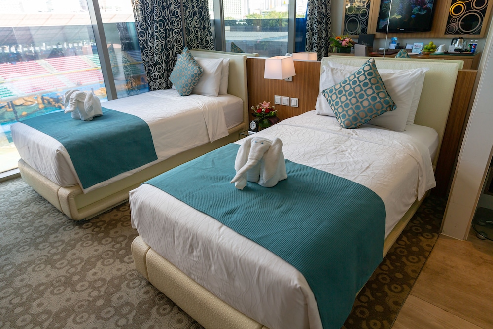 Standard Room, 2 Twin Beds, Park View - Photo 11