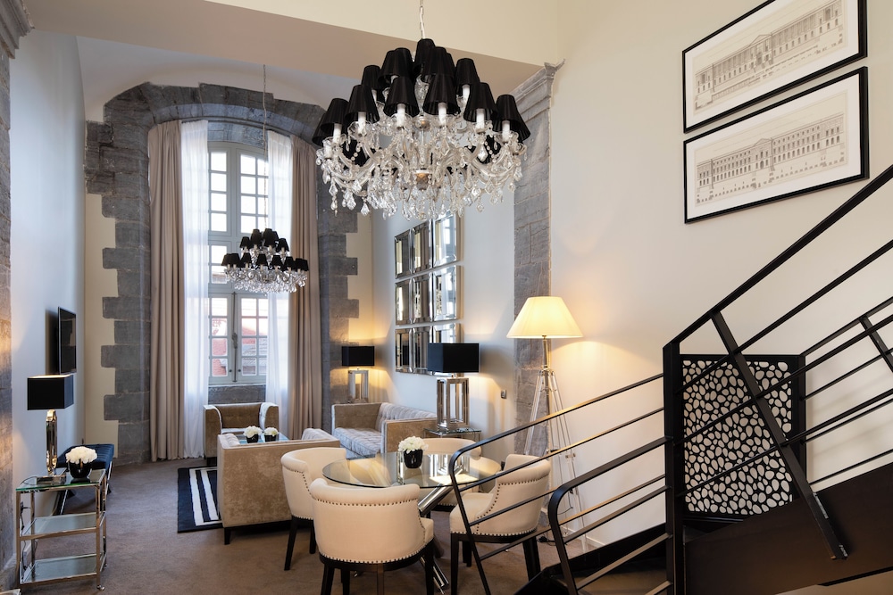 Senior Suite Duplex