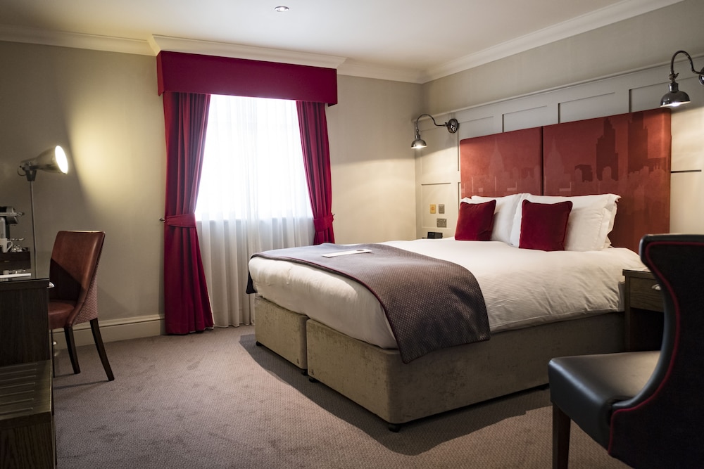 Deluxe Superior King Size