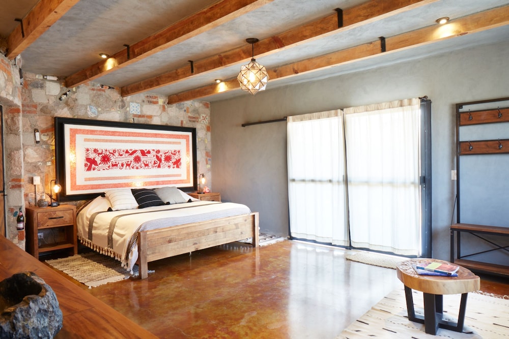 Suite, Mountain View photo 2