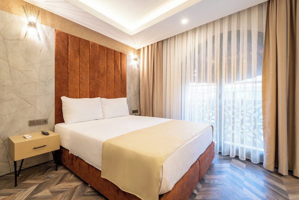 Classic Double Room, City View photo 2