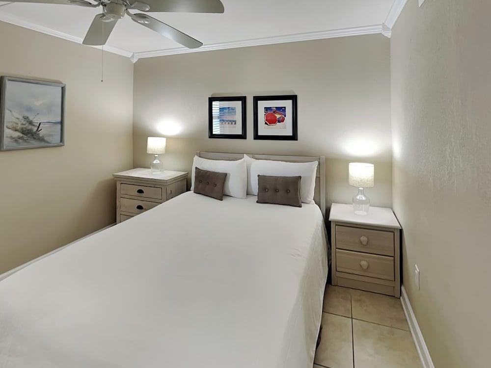 Condo, Multiple Beds, Balcony, Ocean View (#306 - No Pets) photo 2
