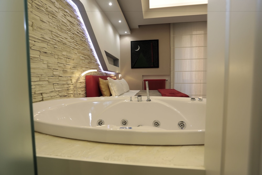 Deluxe Double Room, Hot Tub photo 1