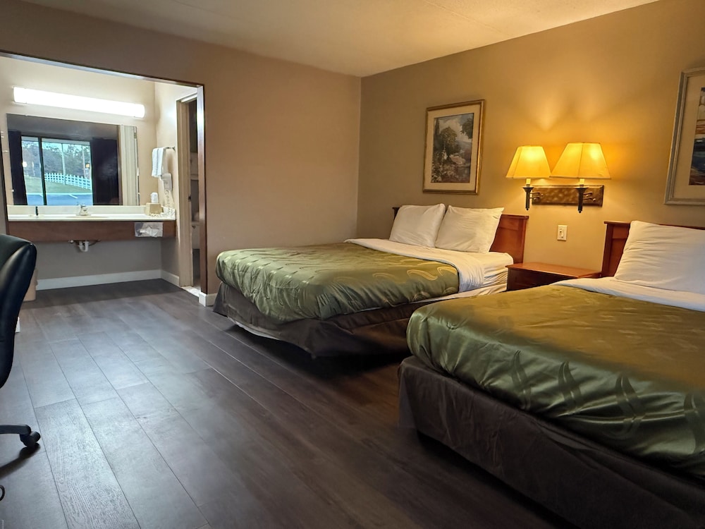 Standard Double Room, 2 Queen Beds, Smoking