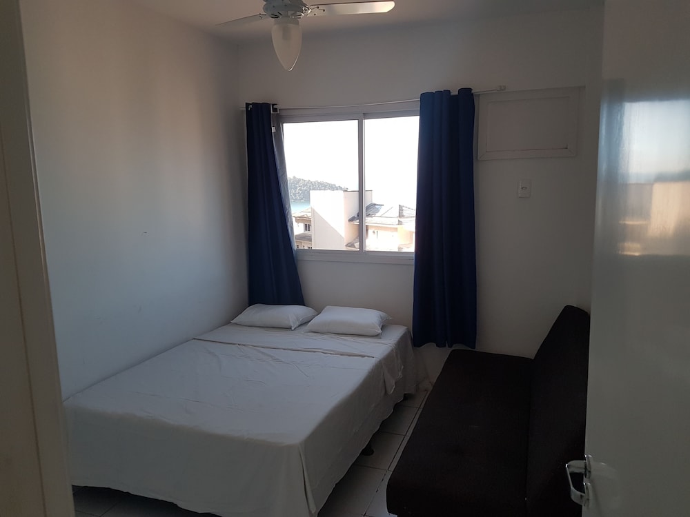 Apartment, 2 Bedrooms, Non Smoking photo 2