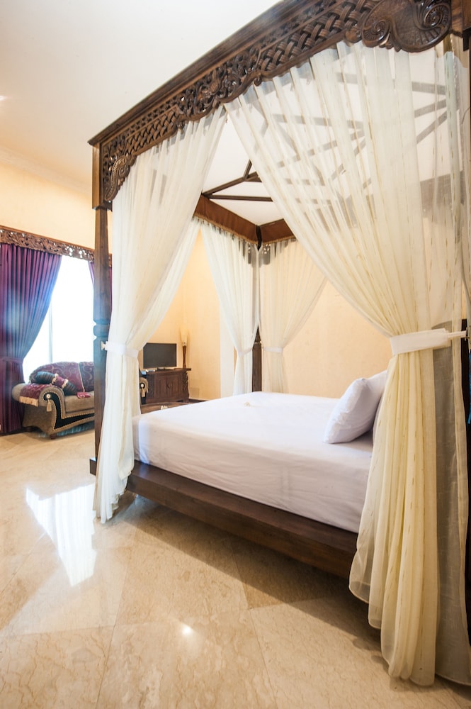 Deluxe Suite, 1 King Bed