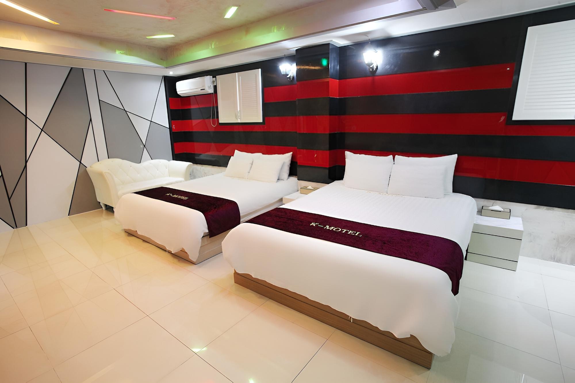 Room (Twin Room - Game Room 2 PCs (Bags ava) - Photo 4
