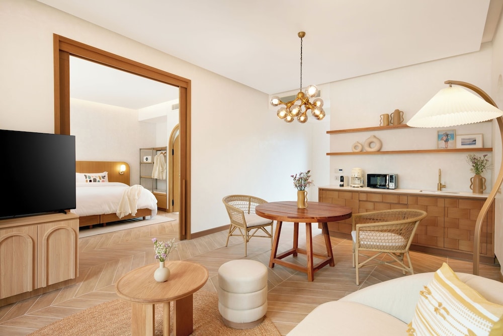 Home Haven Suite - Photo 1