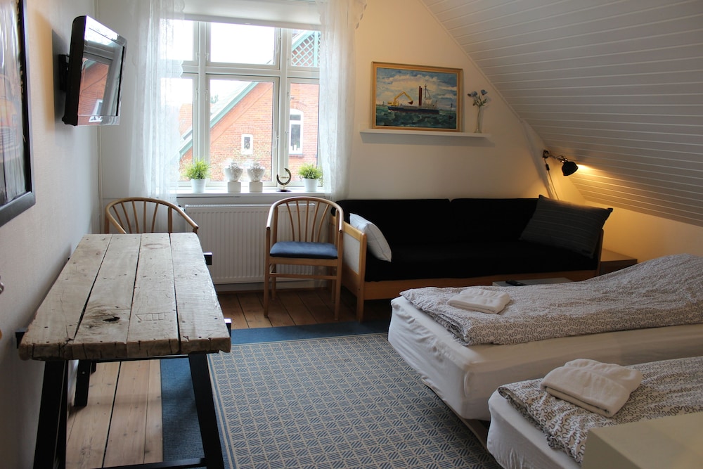 Double or Twin Room (1) photo 1